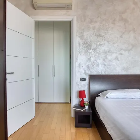 Joivy Delightful Flat In Forlanini *