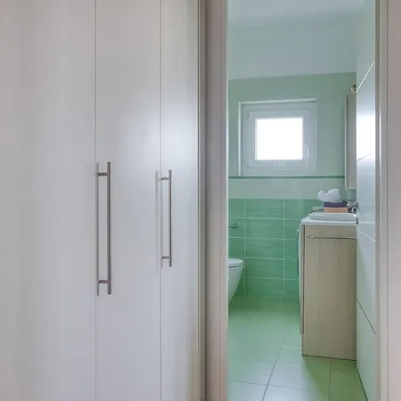 Joivy Delightful Flat In Forlanini Apartment